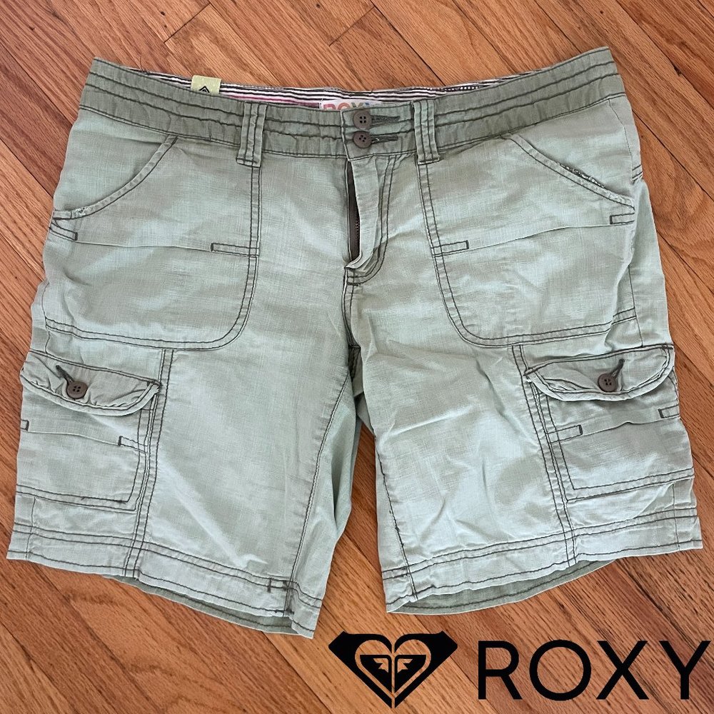 EUC! Vintage green Roxy cargo shorts - sz. 11